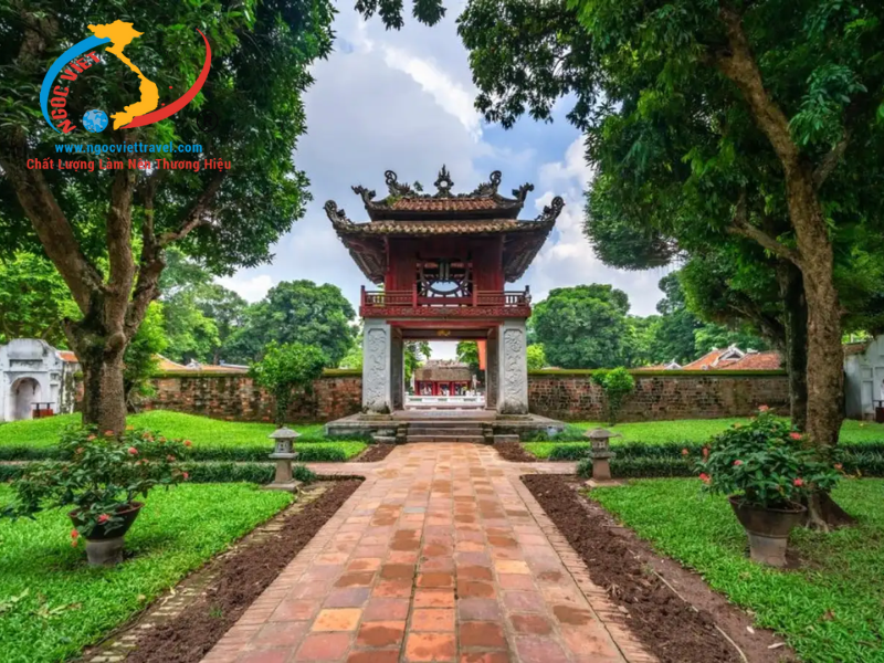 TOUR HÀ NỘI – THỊ TRẤN SAPA MỜ SƯƠNG – HÀ NỘI