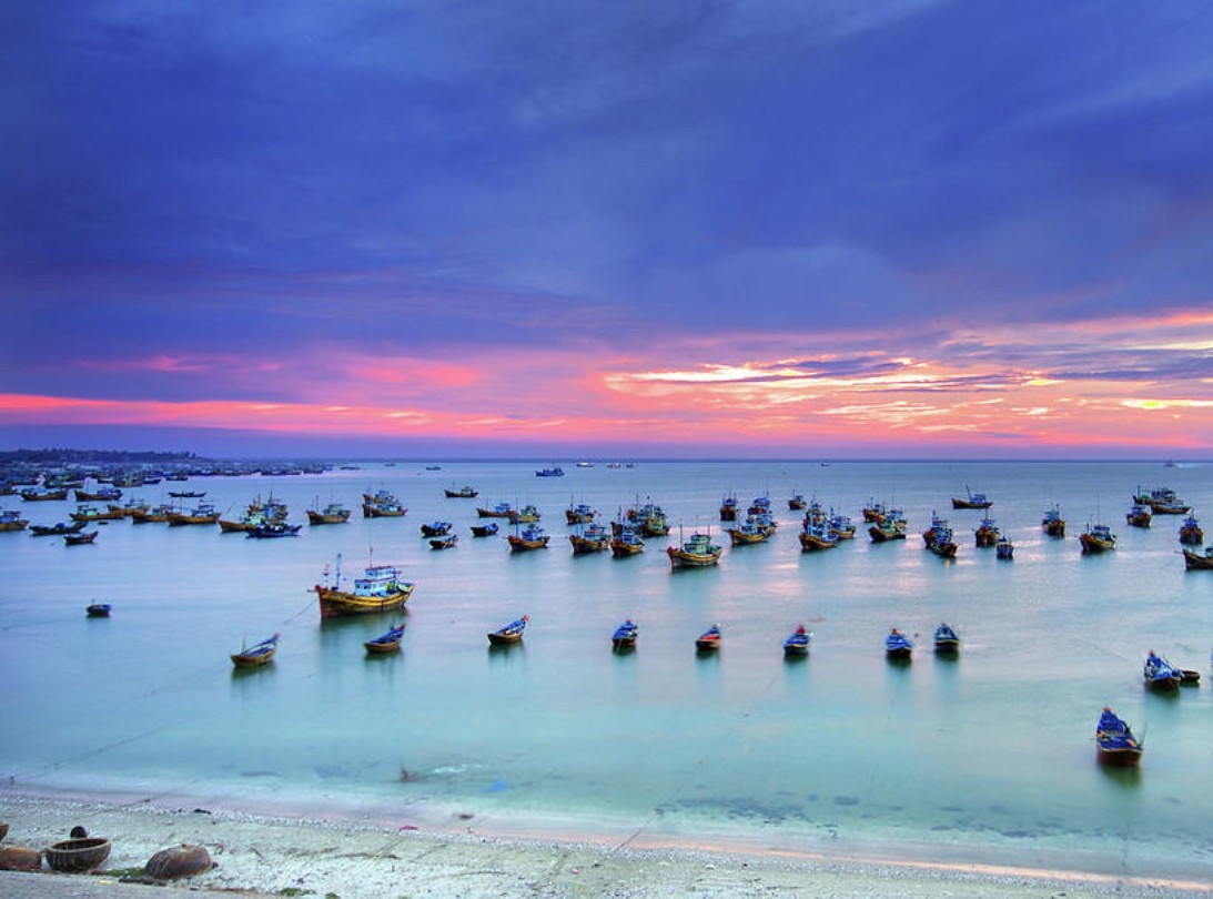 TOUR PHAN THIẾT 2N1Đ – RESORT 4* - TẶNG BUFFET HẢI SẢN NƯỚNG + LẨU + BEER KHÔNG GIỚI HẠN